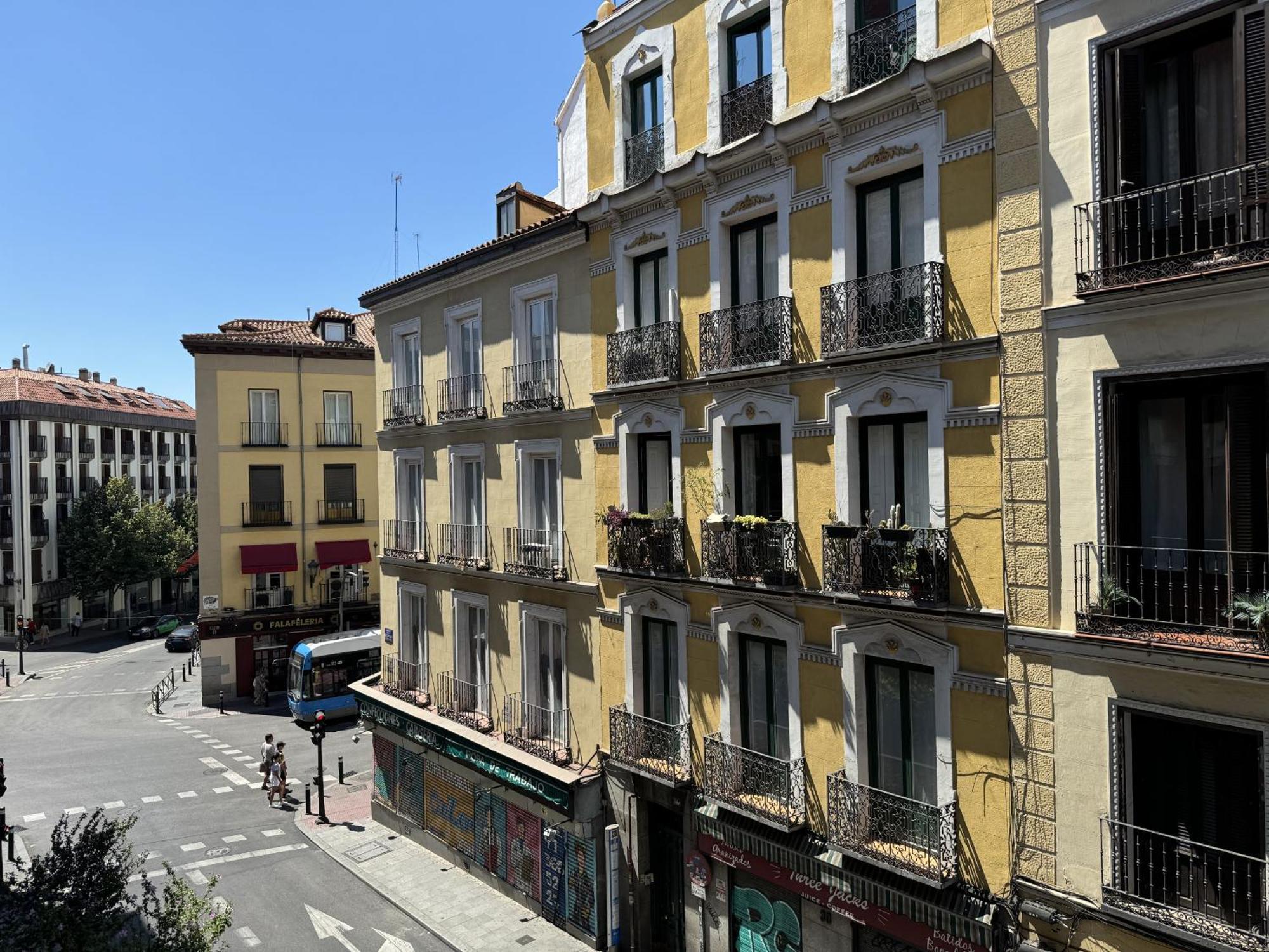 Plazamayorsuites Madrid Exterior foto